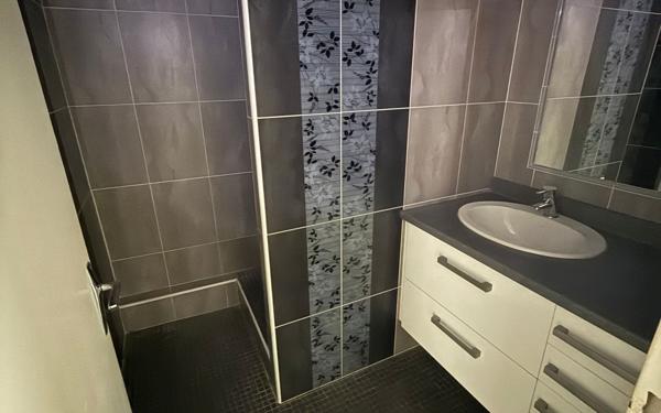 Appartement à vendre    2 pièces • 49,81 m2 Mont-de-Marsan