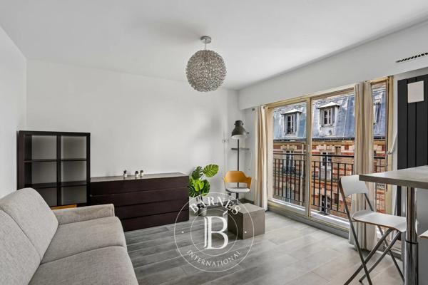 Paris 16ème, Appartement  26 m² à vendre
