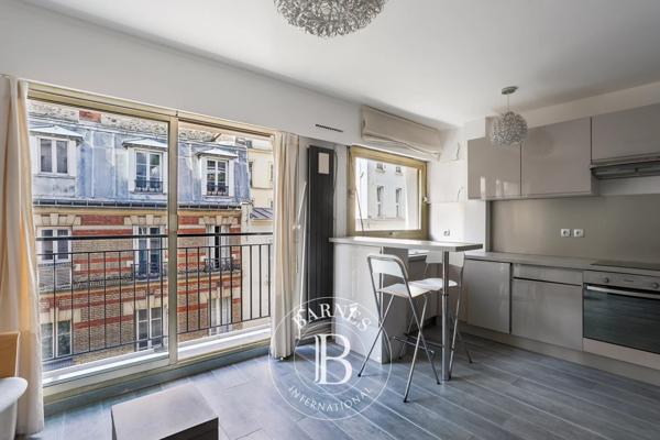 Paris 16ème, Appartement  26 m² à vendre