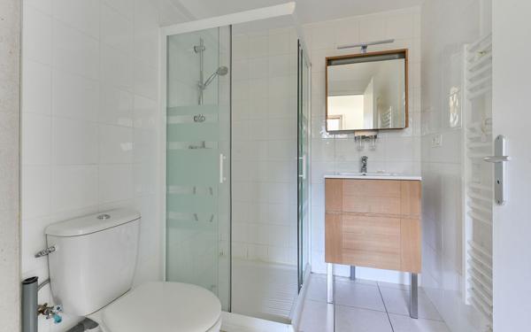 Duplex loft de caractère - 139 m² - Studio indépendant · Rez-de-jardin