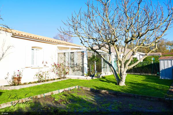 Étaules (17750) Maison de plain-pied avec garage