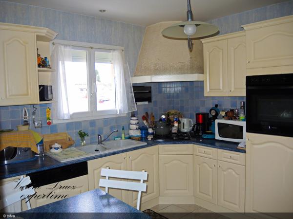 Étaules (17750) Maison de plain-pied avec garage