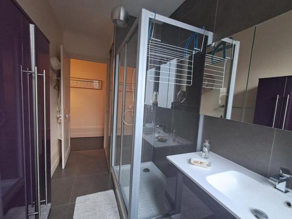 Appartement  6 pièce(s) 169 m2