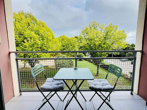 BEAUMONT - 13012 MARSEILLE - 3 PIECES - BALCON - PARKING - Location meublée