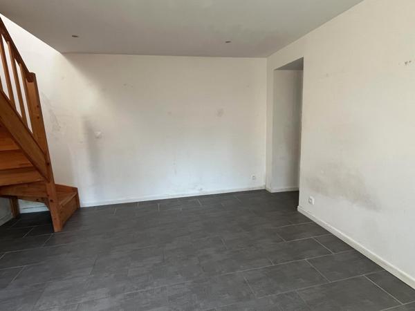 Charmant duplex d'une superficie de 30,32m² situé à Asnières sur Oise