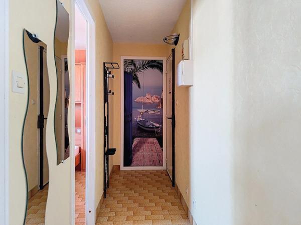 Appartementdeux pieces cap d'agde, loggia, parking, meublé équipé