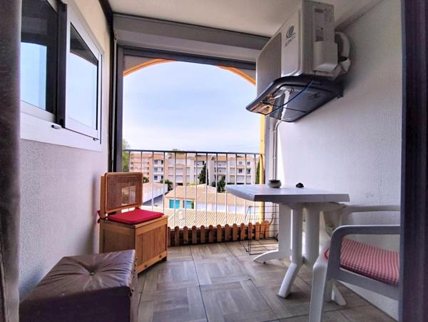Appartementdeux pieces cap d'agde, loggia, parking, meublé équipé