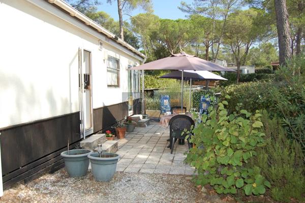 Vente                                                      Terrain
                        
                                         200 m2                     à Fréjus