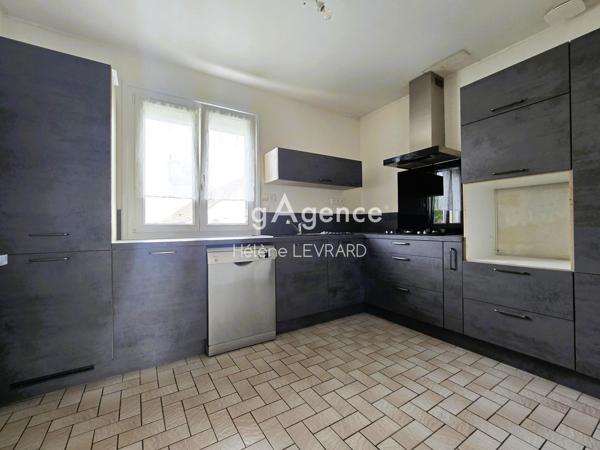 Maison à EVRON, 53600 - 5 pièces 84m²