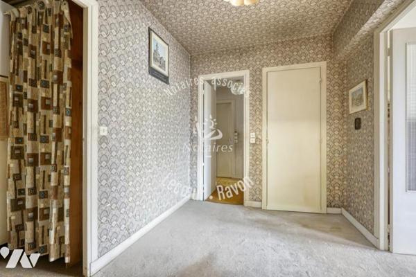 Appartement familial à rénover de 5 pièces, 106 m2, Le Chesnay