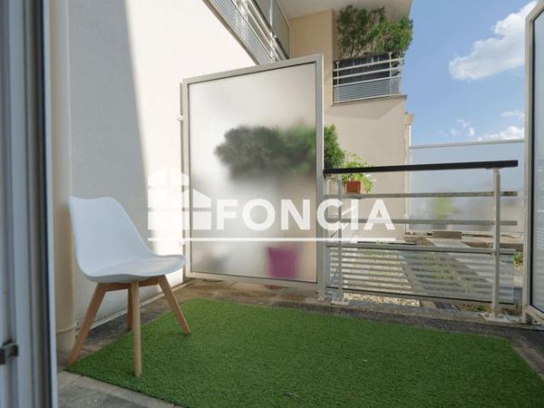 À vendre Studio 32.84 m² - Corbeil-essonnes 91100