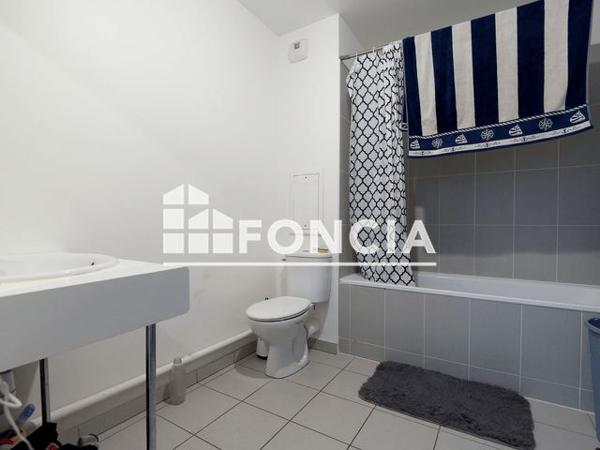 À vendre Studio 32.84 m² - Corbeil-essonnes 91100