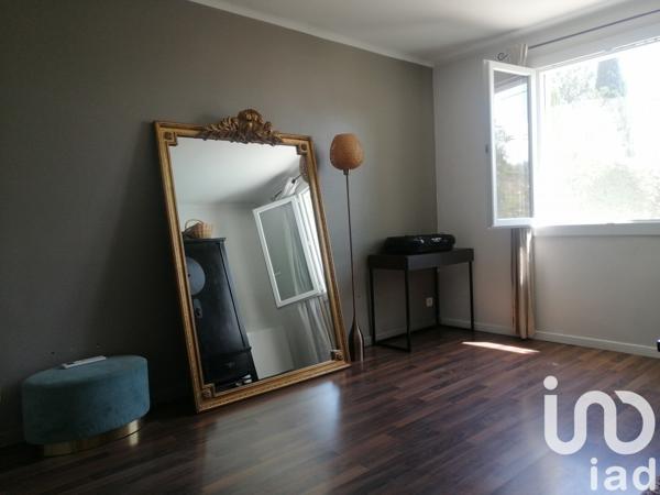 Maison 6 pièces de 150 m² à Entraigues-sur-la-Sorgue (84320)