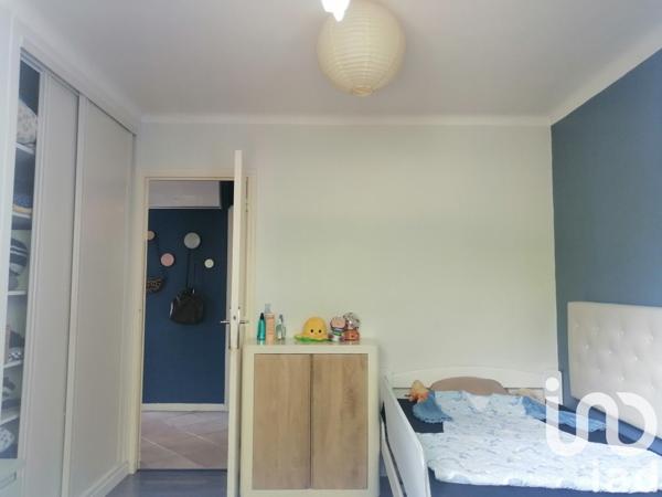 Maison 6 pièces de 150 m² à Entraigues-sur-la-Sorgue (84320)