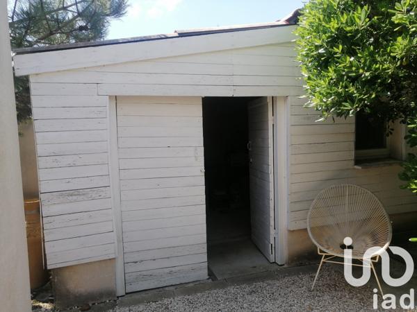 Maison 6 pièces de 150 m² à Entraigues-sur-la-Sorgue (84320)