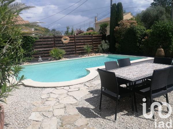 Maison 6 pièces de 150 m² à Entraigues-sur-la-Sorgue (84320)