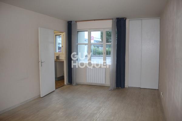 PROCHE PARC DU CHATEAU