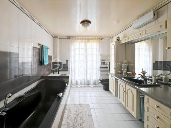 Maison traditionnelle de 143 m²