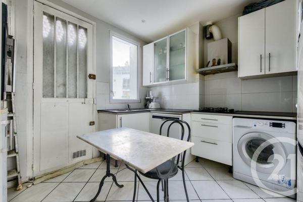 Appartement F4 à vendre  3 pièces - 89 m2 PARIS - 75018