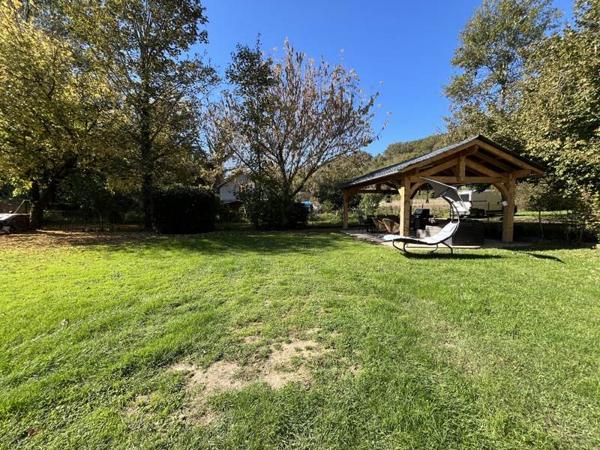 Maison à vendre |  Lalinde |  7 pièces | 214 m²