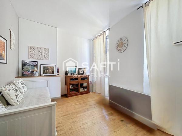 Vue imprenable,198 m², 4 chambres, Grand garage