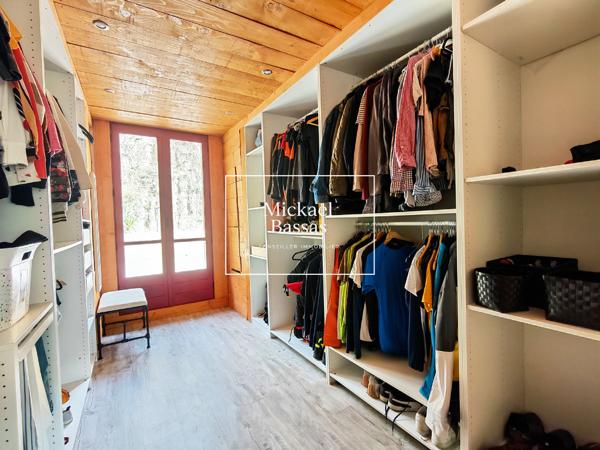 Maison
         5 pièces
        - 155 m² Exclusivité 149 000 € *