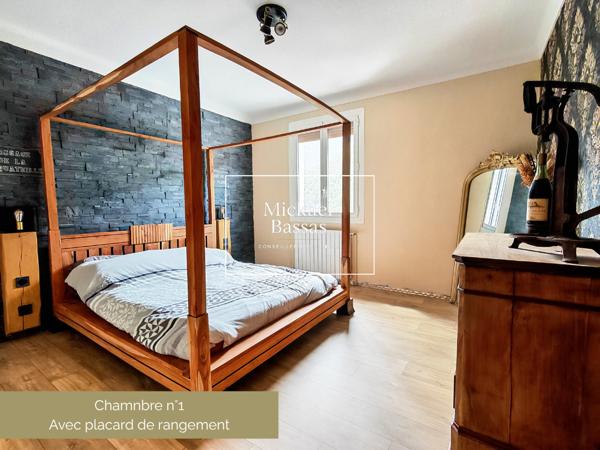 Maison
         5 pièces
        - 155 m² Exclusivité 149 000 € *