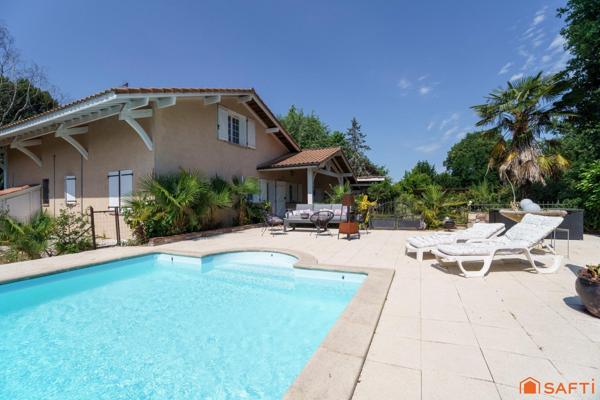 Villa landaise avec piscine à Léon.