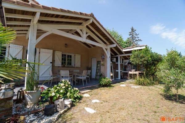Villa landaise avec piscine à Léon.