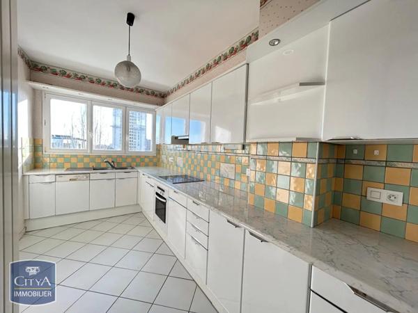 Appartement à vendre 6 pièces 132.24m²