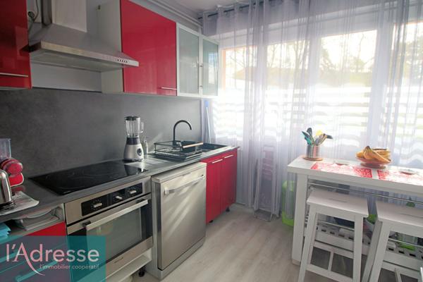 Appartement Evry Courcouronnes 2 pièces cave et parking