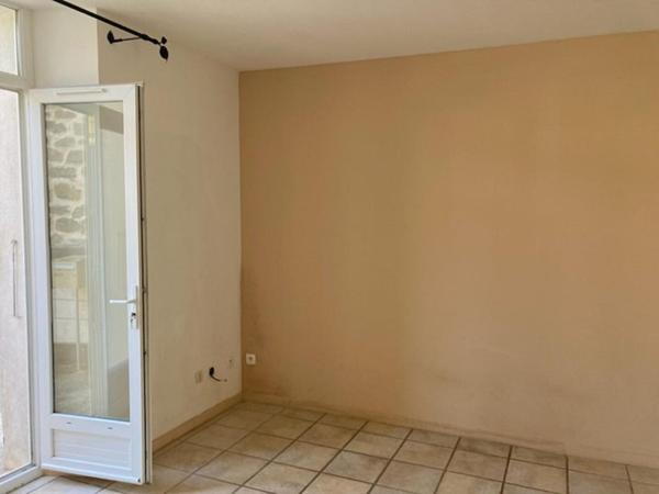MEYRANNES (30) , Immeuble de rapport de 264 m² (4 lots) , Excellent DPE (C/A) ? Compteurs individuels