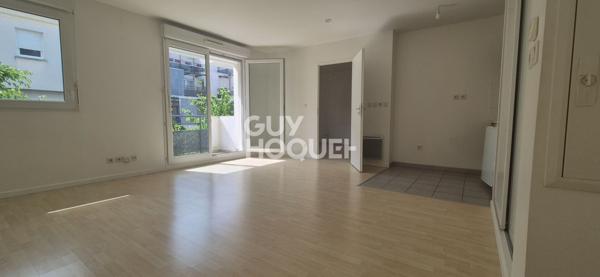 Appartement 2 pièces - Environnement verdoyant.