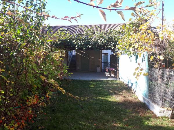 Maison de ville meublée de 3 pièce(s) 70 m2 à VALS LES BAINS