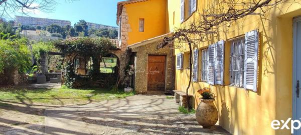 Maison dans Saint-Laurent-du-Var