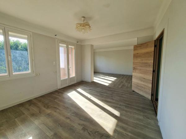 ALES - MAISON FAMILIALE OU POTENTIEL LOCATIF