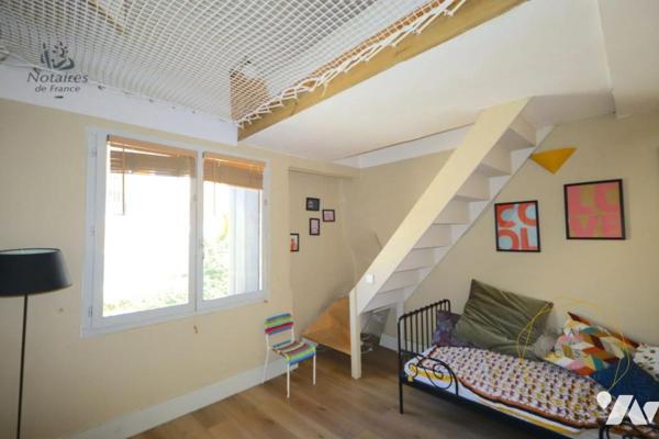 Charmante maison de ville avec jardin et dépendance à BOUTONNET