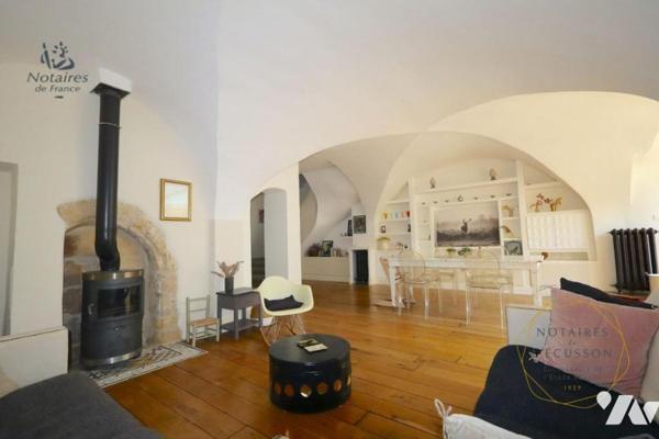 Charmante maison de ville avec jardin et dépendance à BOUTONNET