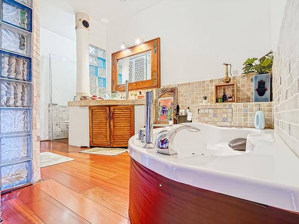 Superbe appartement 3 pièces 76 m2 à vendre à La Blancarde, 13004 Marseille