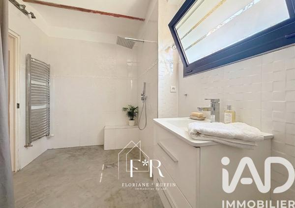 Maison à vendre 5 pièces 207 m² Mazan