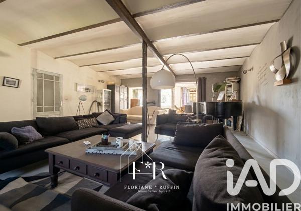 Maison à vendre 5 pièces 207 m² Mazan
