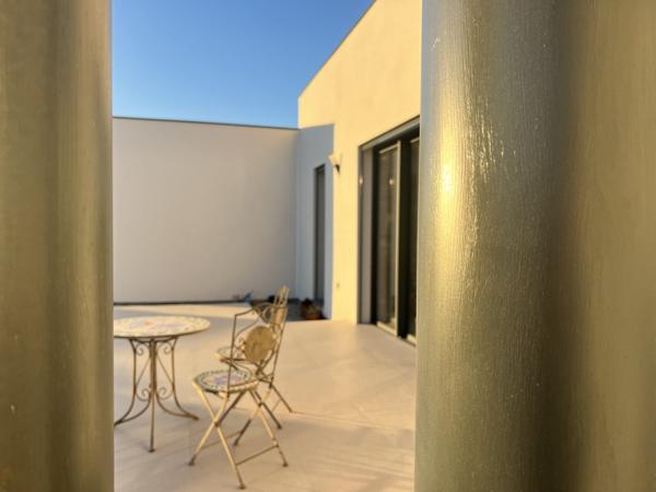 LA PERFECTION CONTEMPORAINE, DU LEVER AU COUCHER DU SOLEIL
