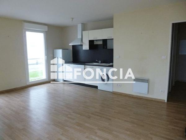 Location Appartement 3 pièces 60.57 m² - 15 RUE DU GAL DE GAULLE Guingamp 22200