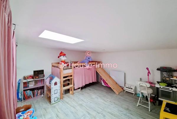 Immeuble à vendre 10 pièces de 205 m²