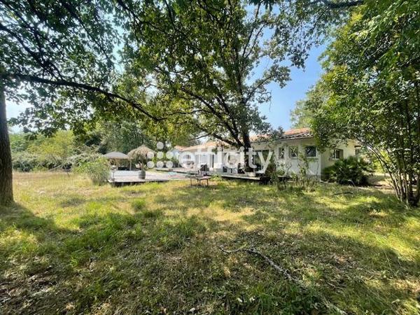 Maison 7 pièces - 186 m²