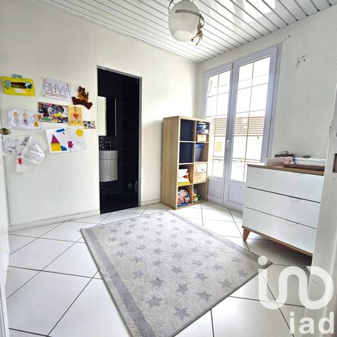 Maison 5 pièces de 125 m² à Les Villettes (43600)