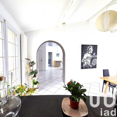 Maison 5 pièces de 125 m² à Les Villettes (43600)