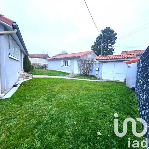 Maison 5 pièces de 125 m² à Les Villettes (43600)