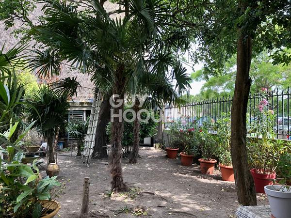 CARCASSONNE Palais - Maison de caractère 256 m² - 6 chambres, garage, dépendances, jardin.