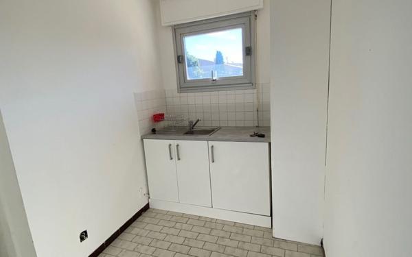 Appartement à louer    2 pièces •  Mèze